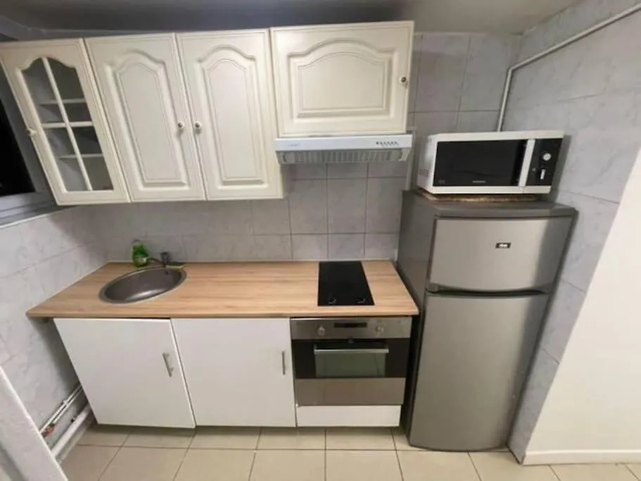 Daire Grand - Montmartre - Republique - Anvers - 6 Pers